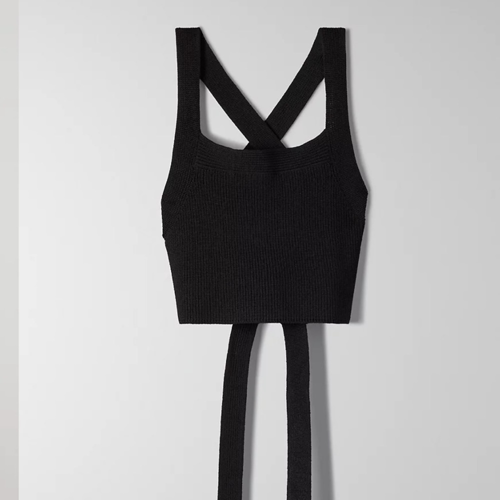 Sold out Wilfred Cayenne Knit Top in Black